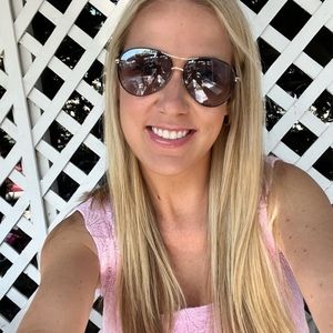 Meet your Posher, Kim